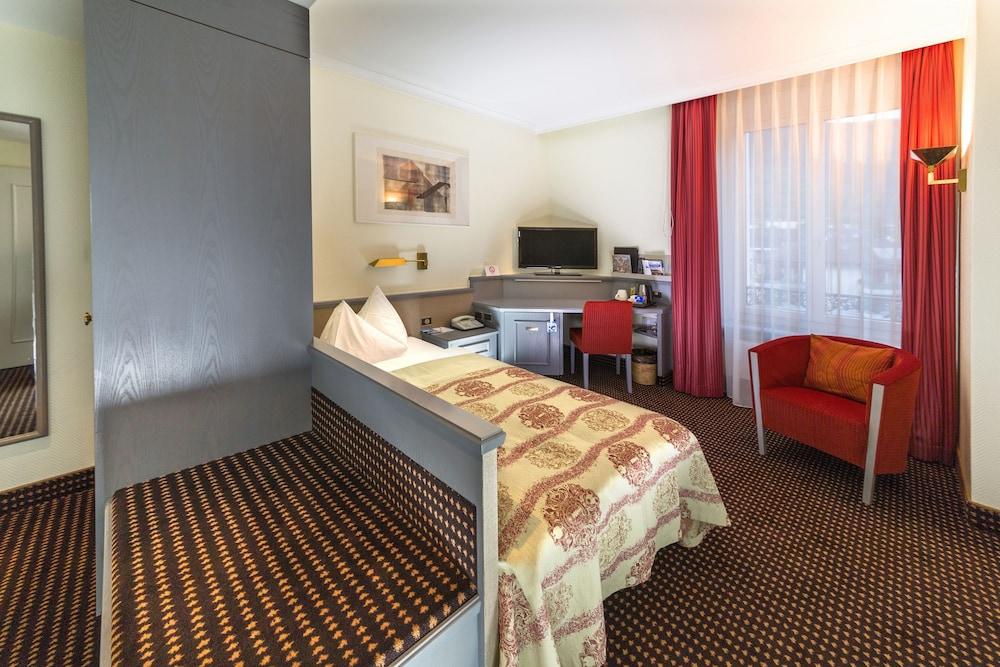 Seehotel Waldstaetterhof Swiss Quality Μπρούνεν Εξωτερικό φωτογραφία