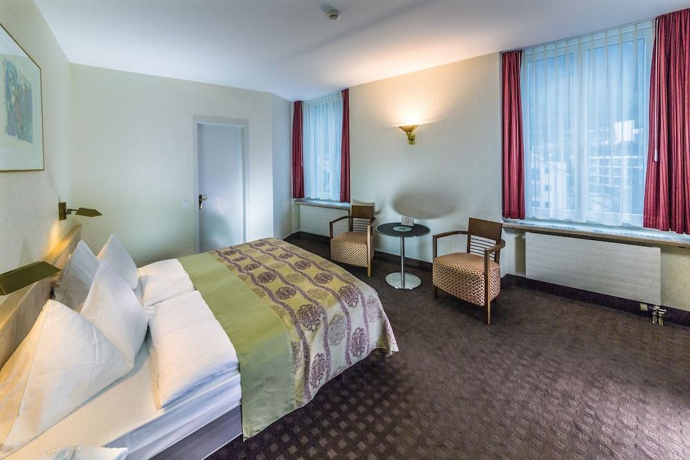 Seehotel Waldstaetterhof Swiss Quality Μπρούνεν Εξωτερικό φωτογραφία